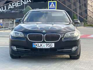 BMW 5 Series foto 2