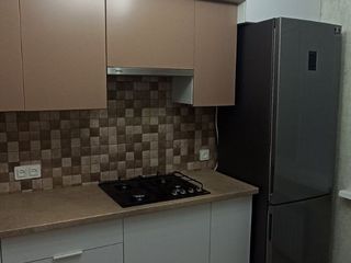 Apartament cu 2 camere, 52 m², Centru, Tiraspol foto 5