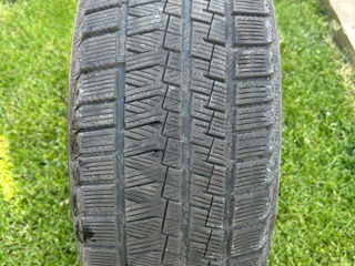 Vînd anvelope de Iarnă   Kapsen 225/50 R17 98H extra load foto 4