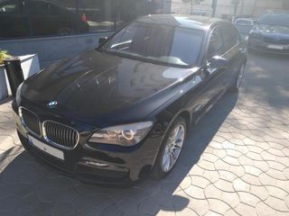 BMW 7 Series foto 1