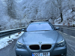 BMW 5 Series foto 1