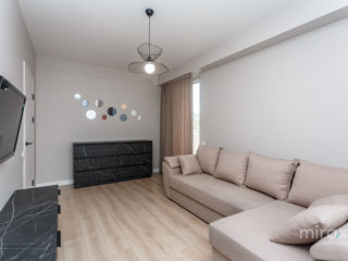 Apartament cu 2 camere, 75 m², Centru, Chișinău foto 2