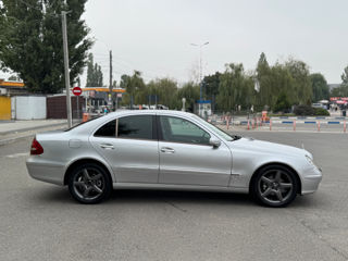 Mercedes E-Class foto 4