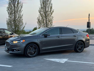 Ford Fusion foto 3