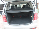 Volkswagen Touran foto 4