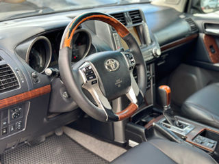 Toyota Land Cruiser Prado foto 9