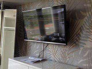 Установить телевизор на стену. Instalarea tv pe perete.Montarea televizorului pe perete.Suport tv foto 2