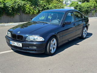 BMW 3 Series foto 1