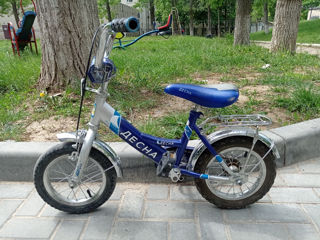 Bicicleta pentru copii 3-4 ani