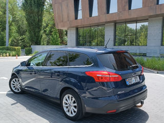 Ford Focus foto 2