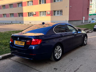 BMW 5 Series foto 5