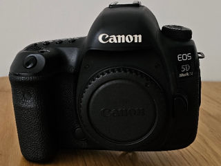 Canon 5D mark 4