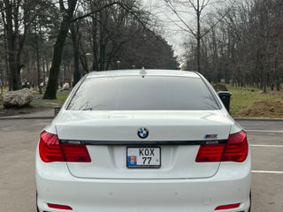 BMW 7 Series foto 3