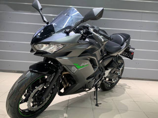 Kawasaki Ninja 650 foto 6