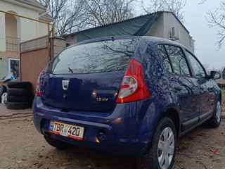 Dacia Sandero foto 3