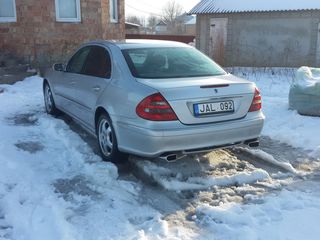 Mercedes E Class foto 4