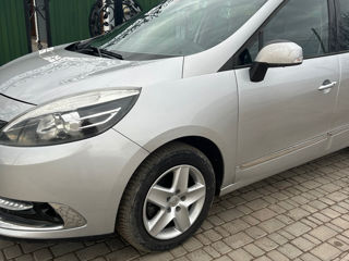 Renault Scenic foto 10