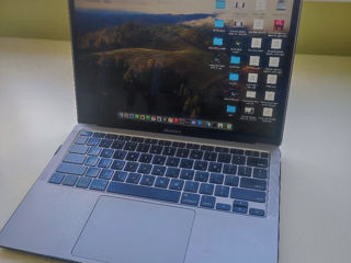 MacBook Air 13 m1 8/256 foto 1