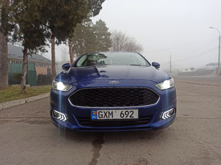 Ford Mondeo foto 3