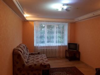 Срочно продам 1 комнатную квартиру  20 700 евро. район Флакэра 4 этаж, 36, 5 м2 foto 2