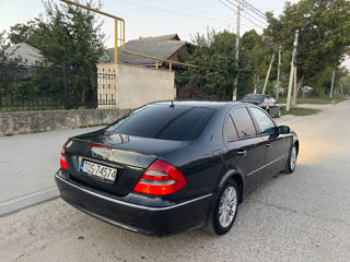 Mercedes E-Class foto 4