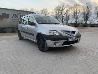 Dacia Logan foto 2