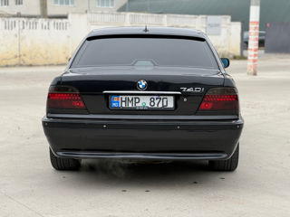 BMW 7 Series foto 2