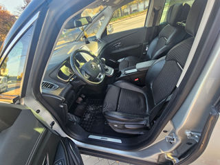 Renault Grand Scenic foto 16