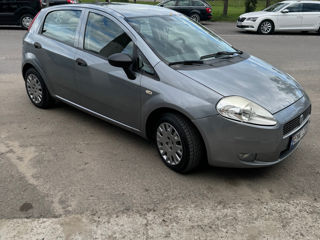 Fiat Grande Punto foto 2