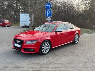 Audi S4 foto 4