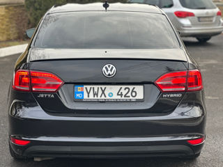 Volkswagen Jetta foto 4