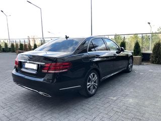 Mercedes E-Class foto 2