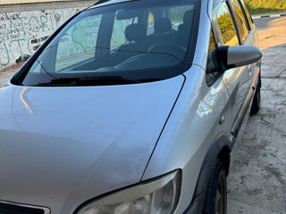 Opel Zafira foto 5