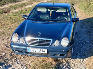 Mercedes E-Class