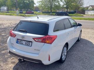 Toyota Auris foto 4