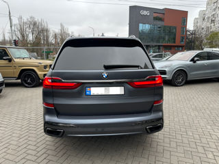 BMW X7 foto 5