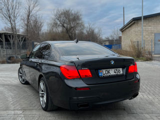 BMW 7 Series foto 3