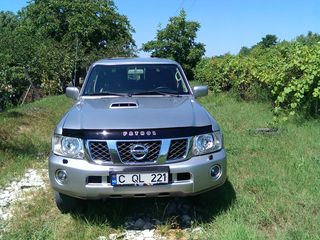 Nissan Patrol foto 5