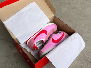 Nike Cortez Pink Women's foto 3