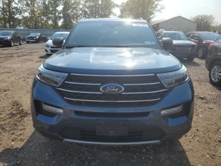 Ford Explorer foto 2