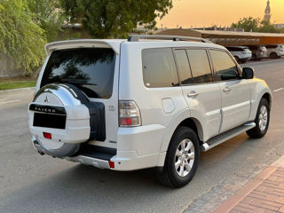 Mitsubishi Pajero foto 3