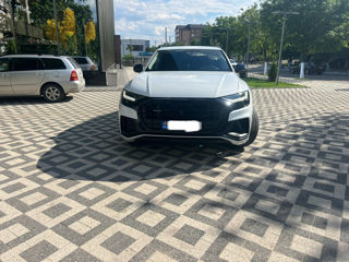 Audi Q8 foto 4