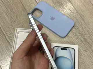 iPhone 15 128 ГБ foto 2