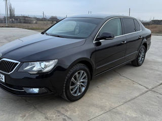 Skoda Superb foto 3