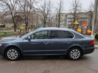 Skoda Superb foto 2