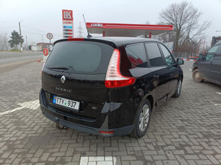 Renault Grand Scenic foto 4