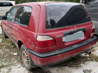 Nissan Sunny foto 4