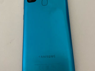 Продам Samsung M21 4/64 Gb