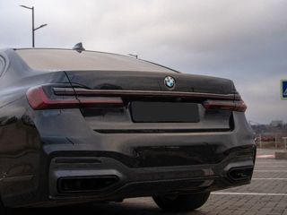 BMW 7 Series foto 5