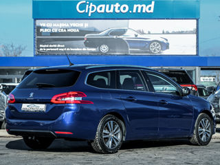 Peugeot 308 foto 2